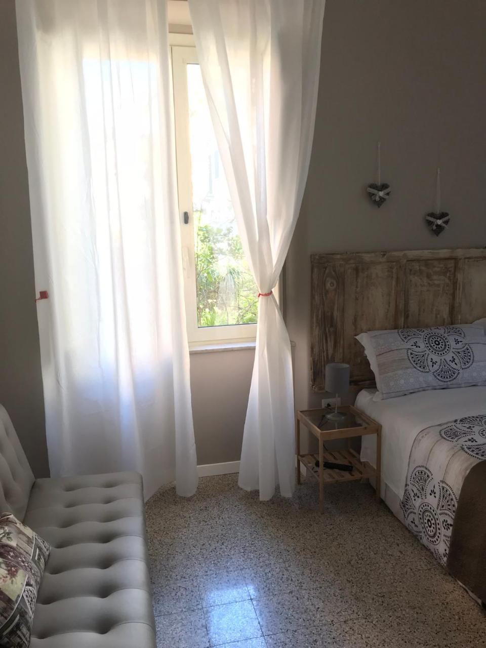 Il Giardino Di Vico Neve Panzió Nápoly Kültér fotó